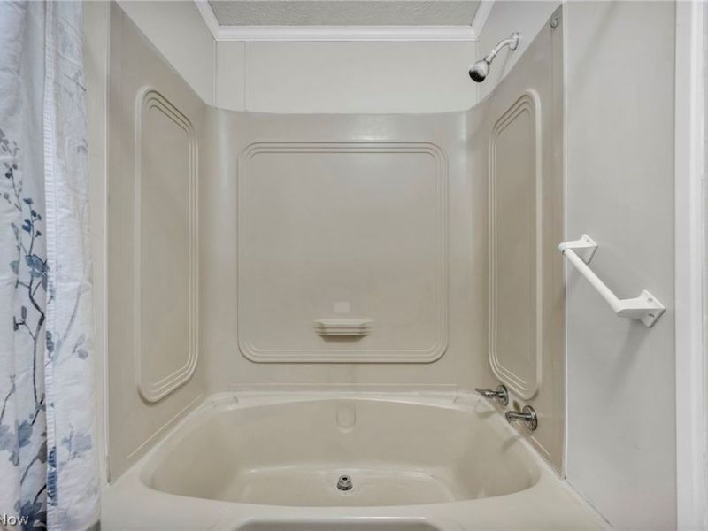 27202 Cook Road, Unit 132, Olmsted Township, OH 44138 Photo 33