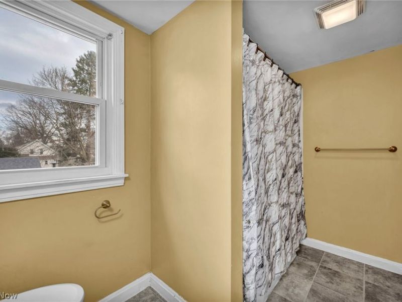 535 Eastwood Street, Geneva, OH 44041 Photo 22