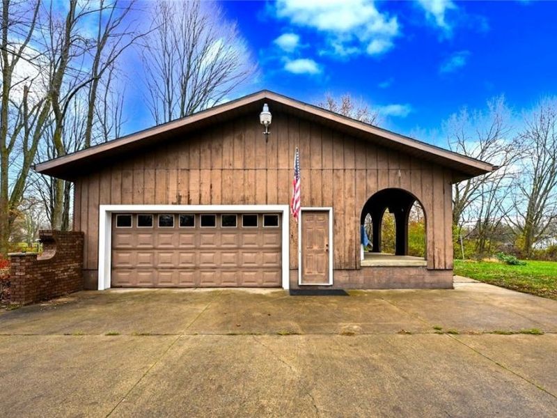 6151 Taylor Road, Clinton, OH 44216 Photo 2