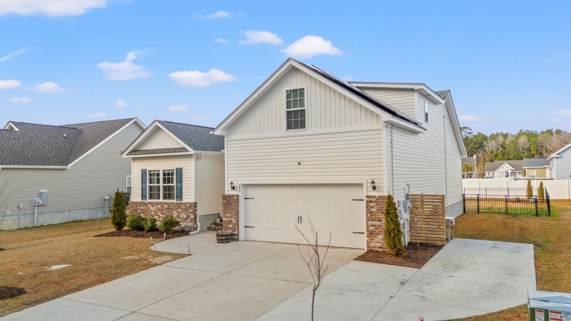 380 Rose Ave. Photo 18