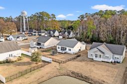 380 Rose Ave.  photo 4