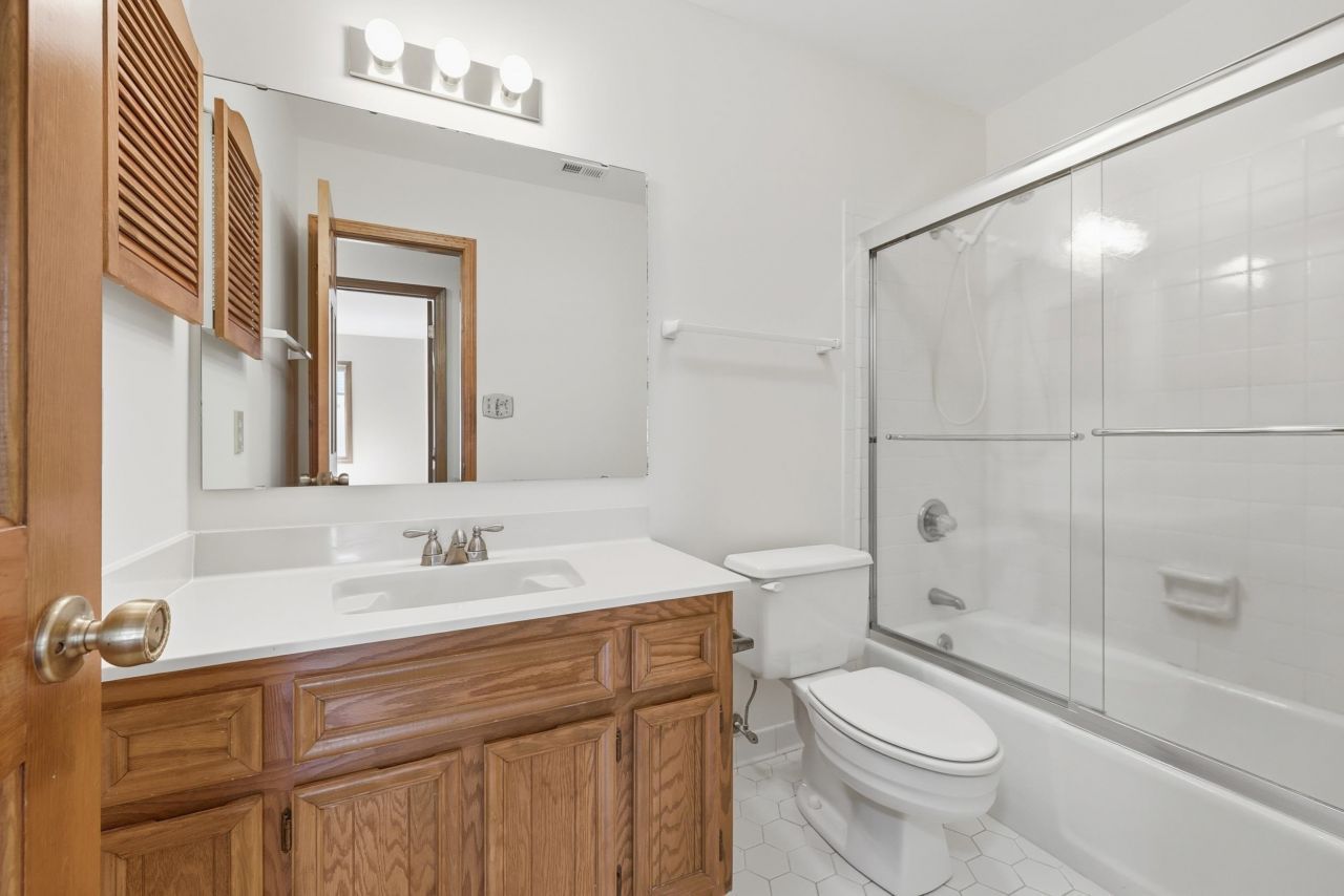 879 Kittiwake Ln. Photo 15