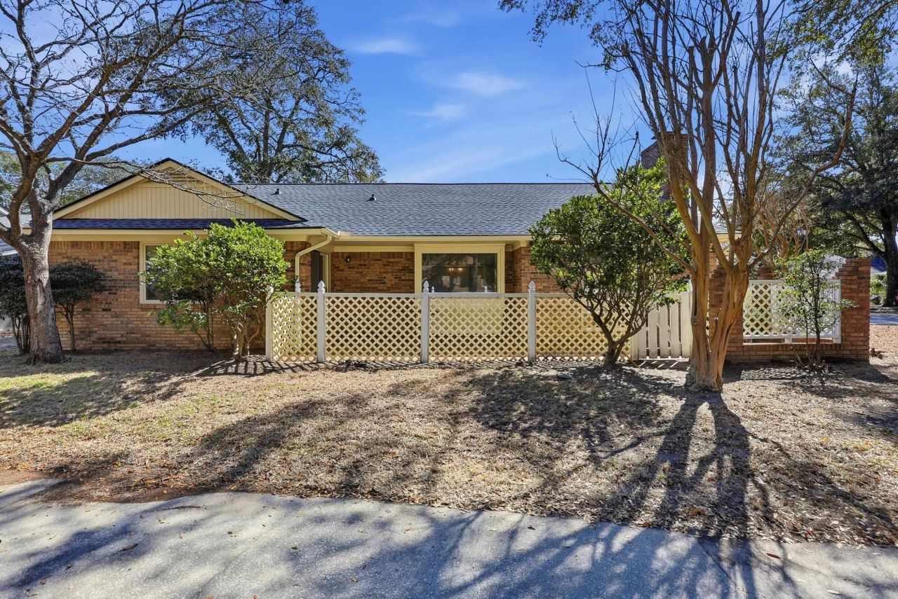 879 Kittiwake Ln. Photo 22