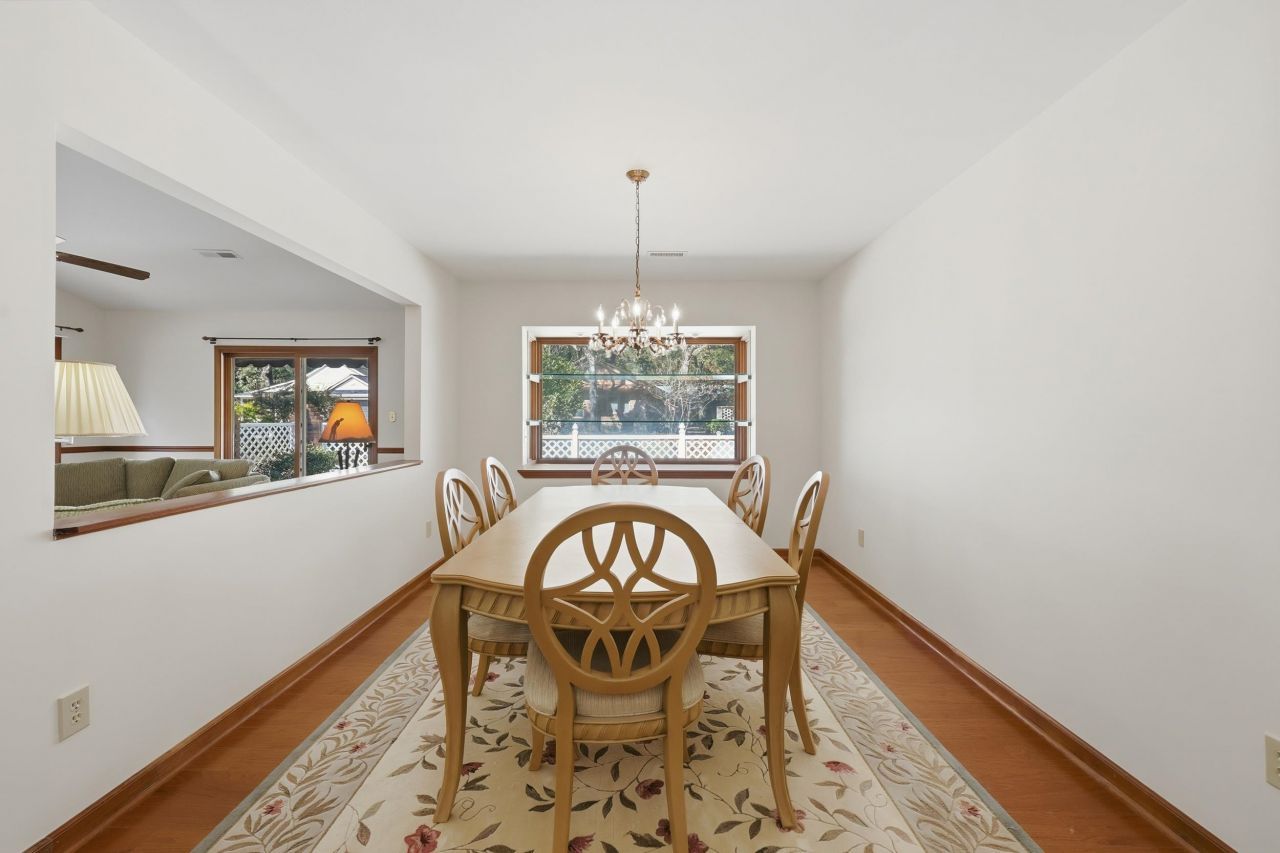 879 Kittiwake Ln. Photo 7