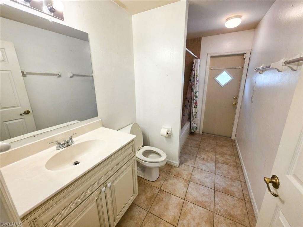 1811 Savona Pkwy W, Cape Coral, FL 33914 Photo