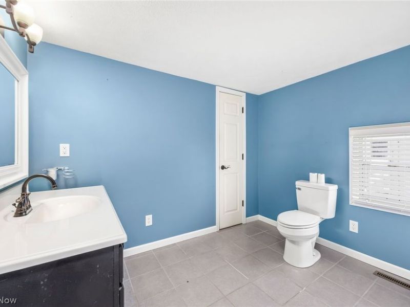 242 E Walnut Street, Wadsworth, OH 44281 Photo 20