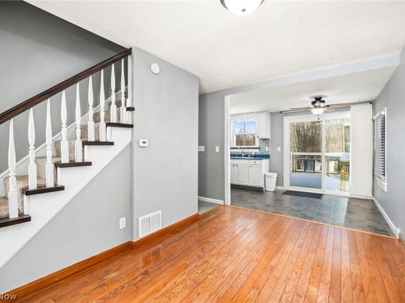 242 E Walnut Street, Wadsworth, OH 44281 Photo 6