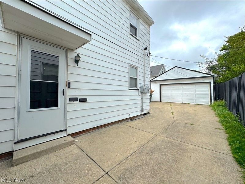 9309 Garfield Boulevard, Cleveland, OH 44125 Photo 4