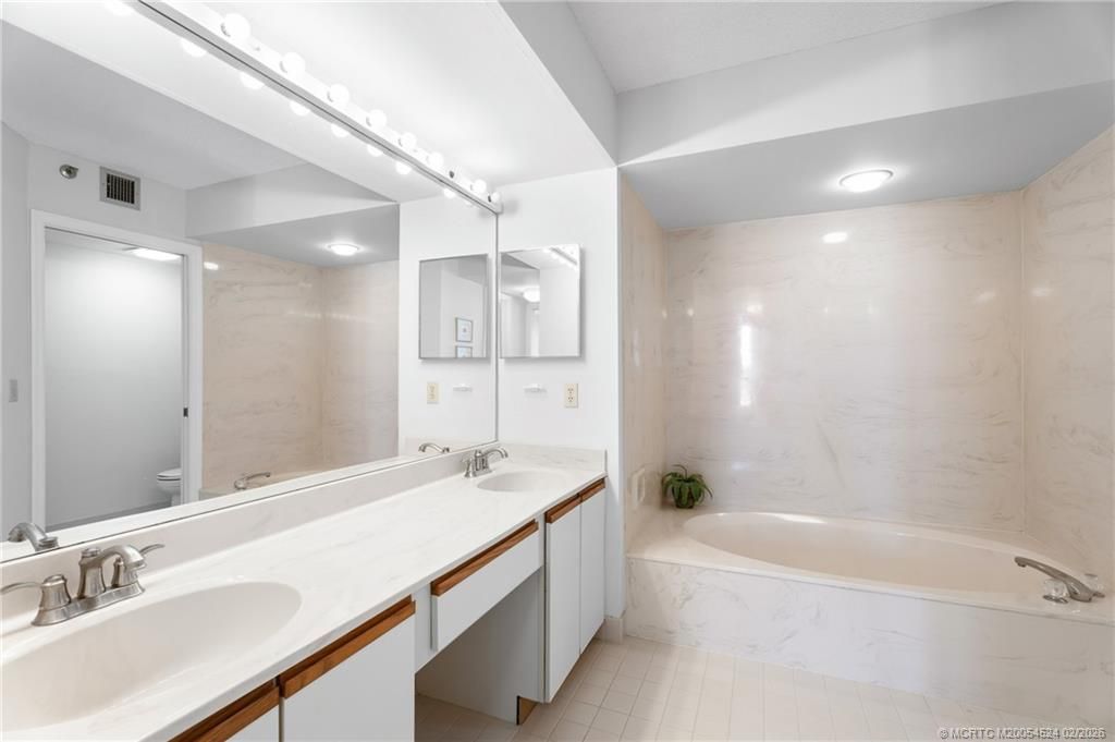 9600 S Ocean Drive, Unit 502, Jensen Beach, FL 34957 Photo