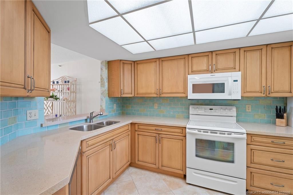 9600 S Ocean Drive, Unit 502, Jensen Beach, FL 34957 Photo