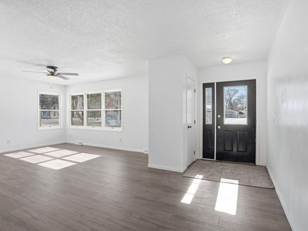 16 14th Street NW, Faribault, MN 55021