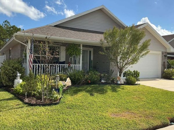 25 Rivertown Road, Palm Coast, FL 32137