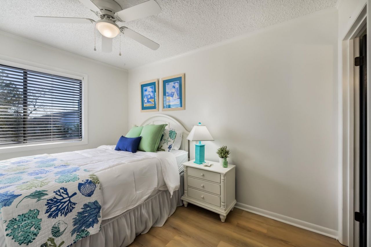 215 3rd Ave. N  Photo 17