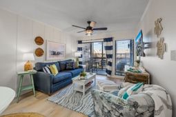 215 3rd Ave. N  photo 4