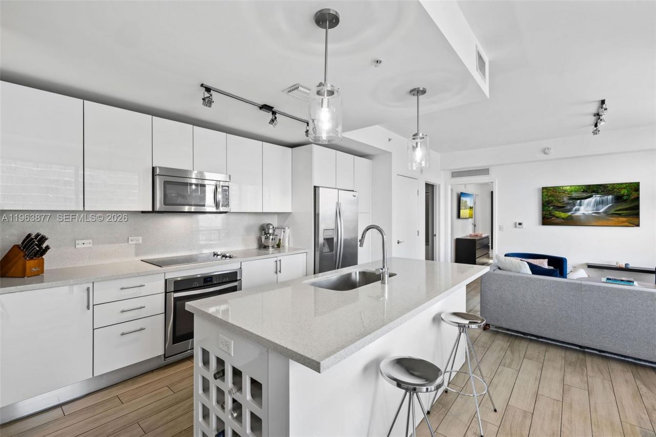 999 SW 1st Ave, Unit 2303, Miami, FL 33130 Photo