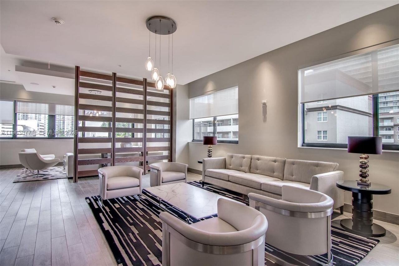 999 SW 1st Ave, Unit 2303, Miami, FL 33130 Photo