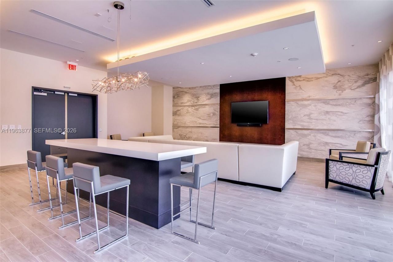 999 SW 1st Ave, Unit 2303, Miami, FL 33130 Photo