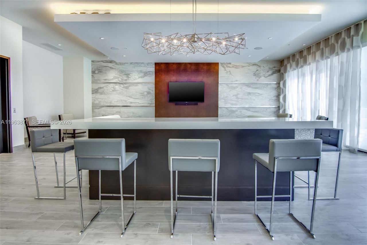 999 SW 1st Ave , Unit 2303, Miami, FL 33130 Photo