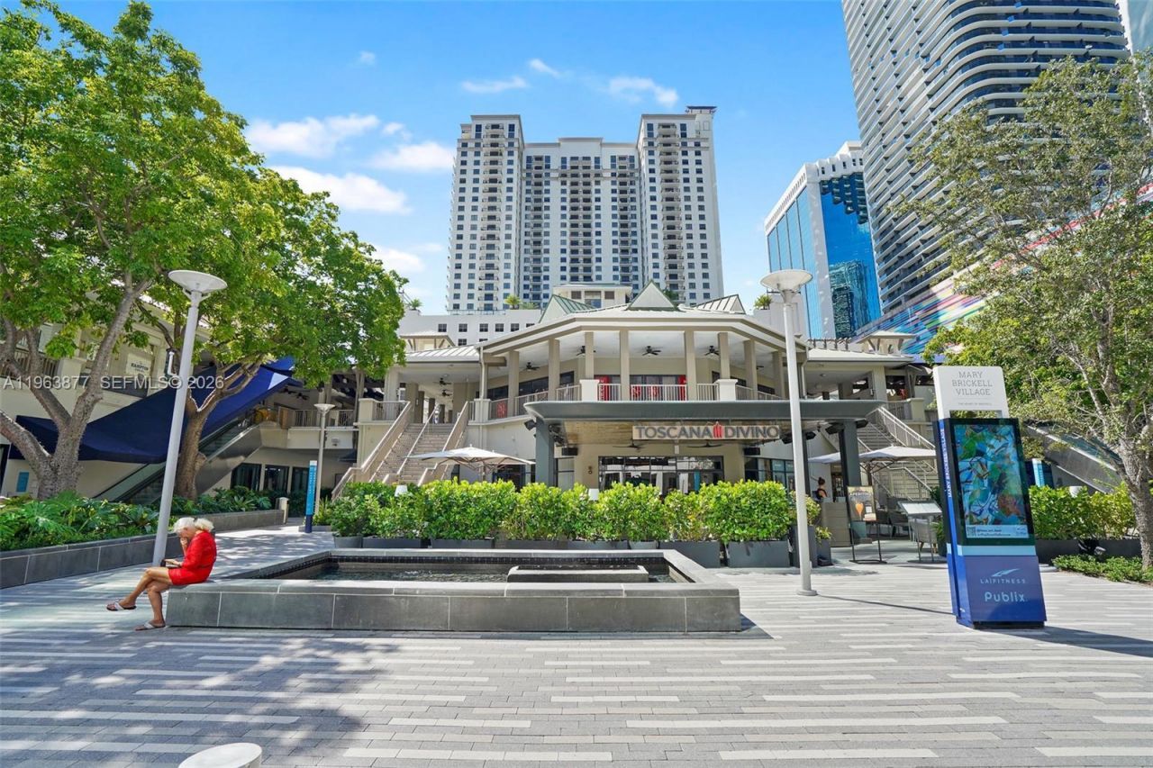 999 SW 1st Ave , Unit 2303, Miami, FL 33130 Photo