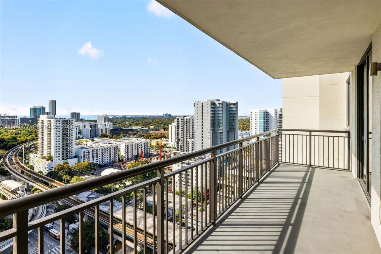 999 SW 1st Ave, Unit 2303, Miami, FL 33130 Photo