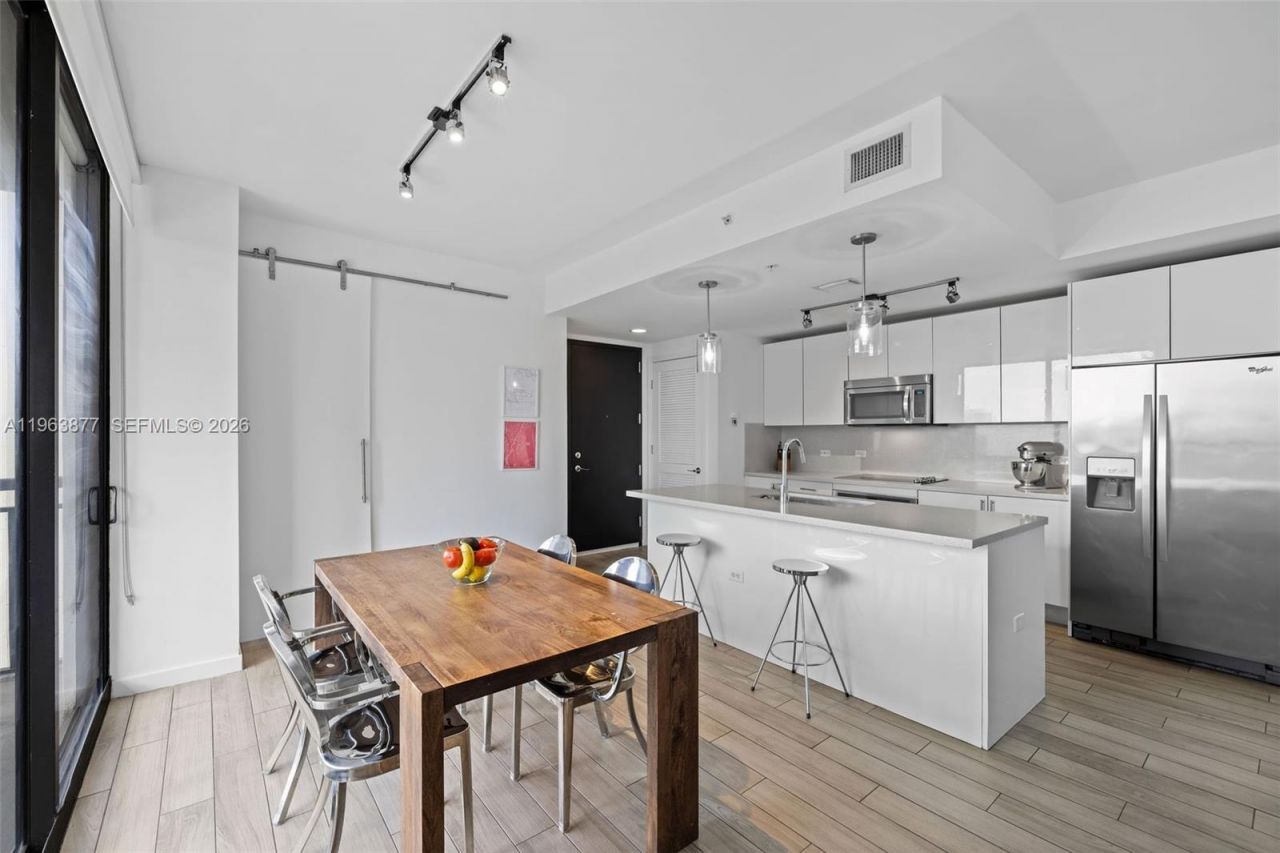 999 SW 1st Ave, Unit 2303, Miami, FL 33130 Photo