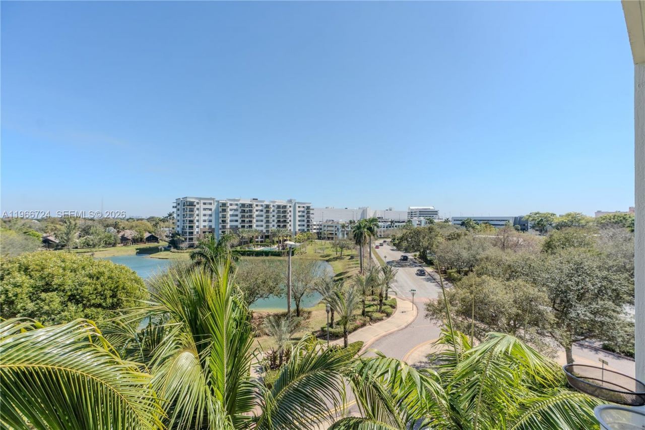 510 NW 84th Ave, Unit 511, Plantation, FL 33324 Photo