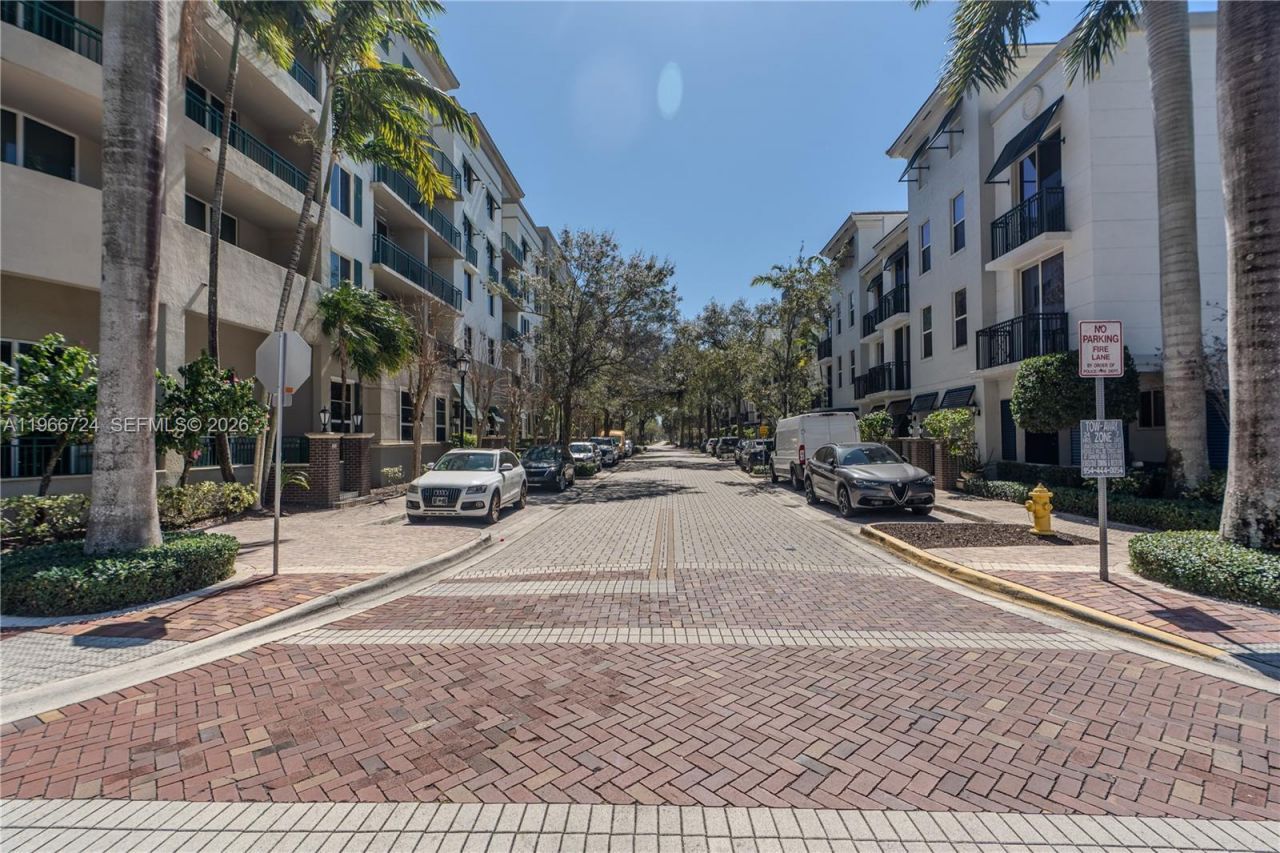 510 NW 84th Ave, Unit 511, Plantation, FL 33324 Photo