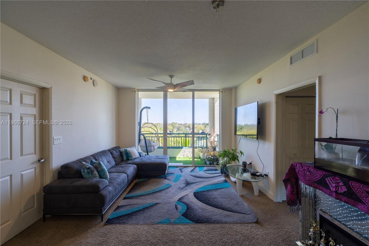 510 NW 84th Ave, Unit 511, Plantation, FL 33324 Photo