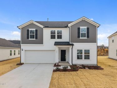 456 Hallingsfield Way, Zebulon, NC 27597