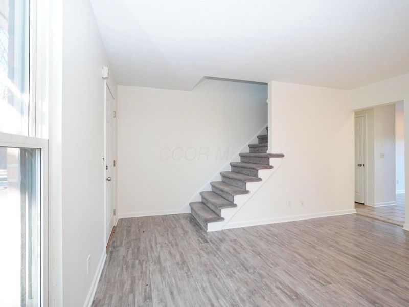 1883 Willoway Circle N, Columbus, OH 43220 Photo 11