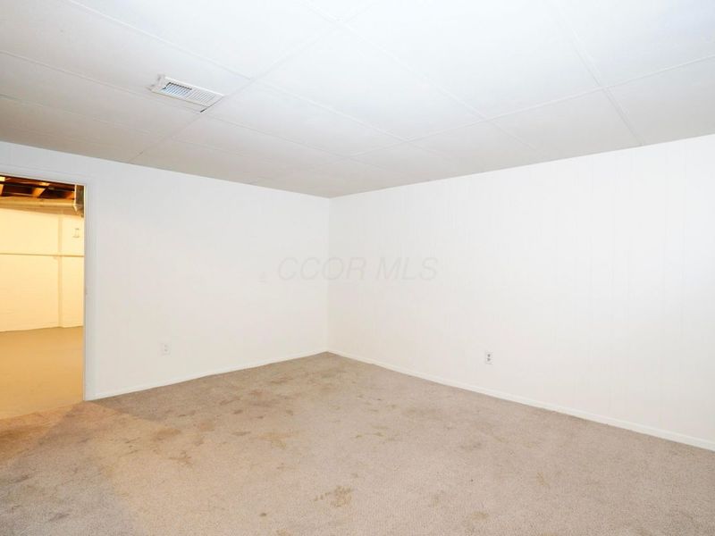 1883 Willoway Circle N, Columbus, OH 43220 Photo 18