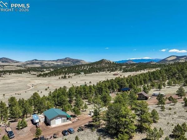 1726 County Road 104 , Guffey, CO 80820