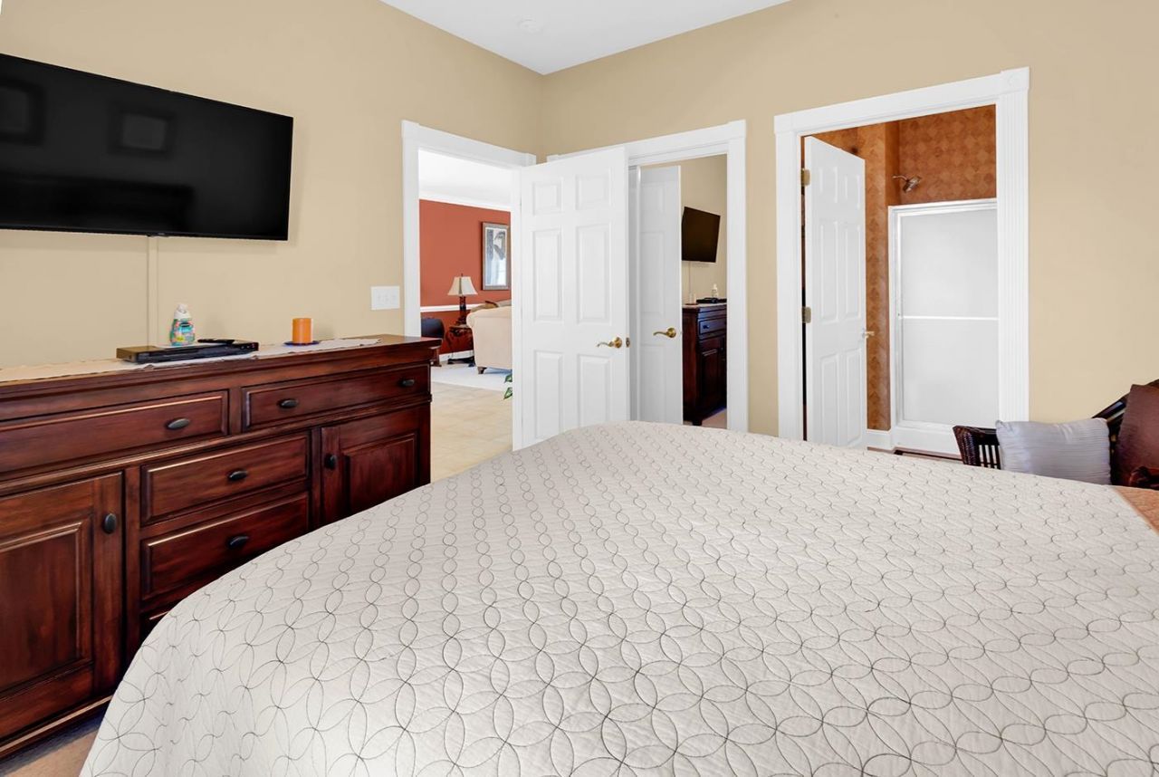 4874 Luster Leaf Circle Photo 20