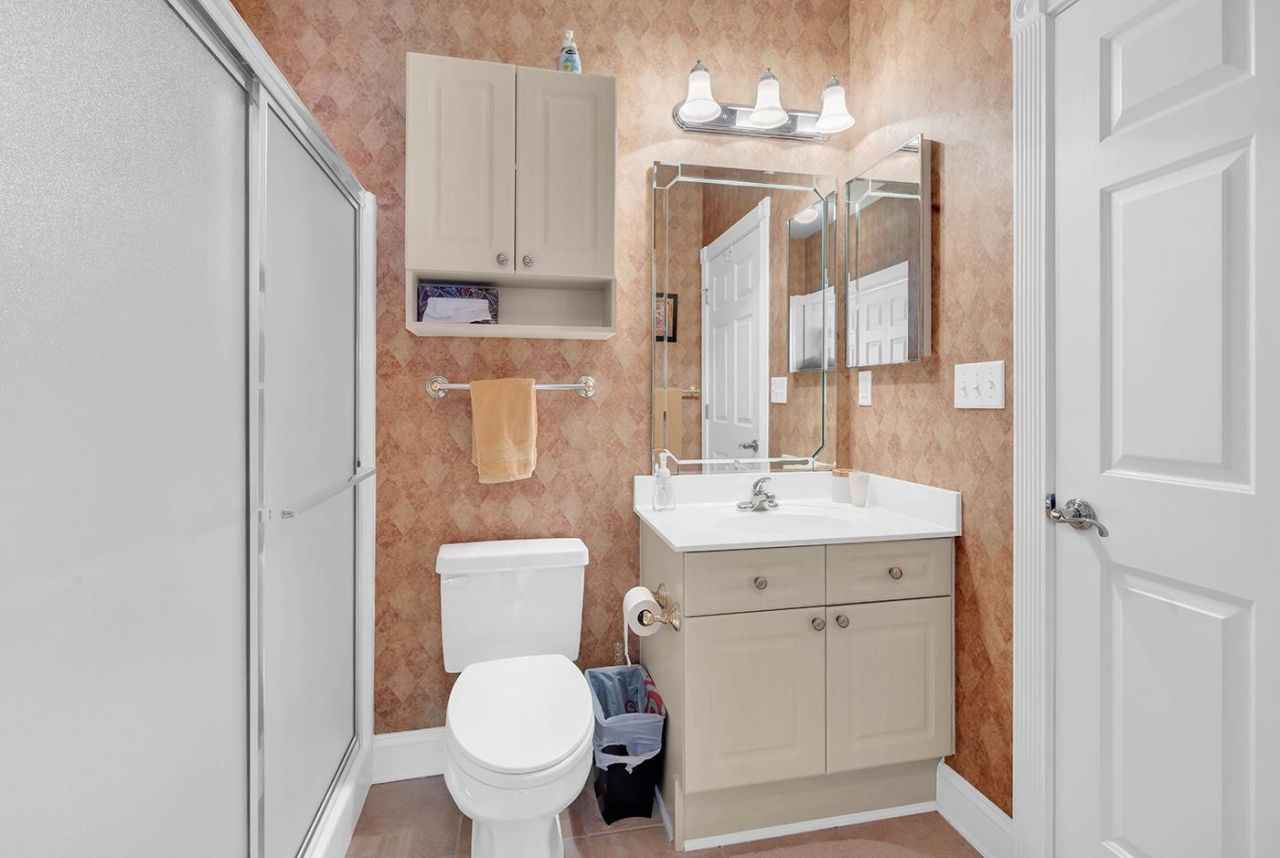 4874 Luster Leaf Circle Photo 23