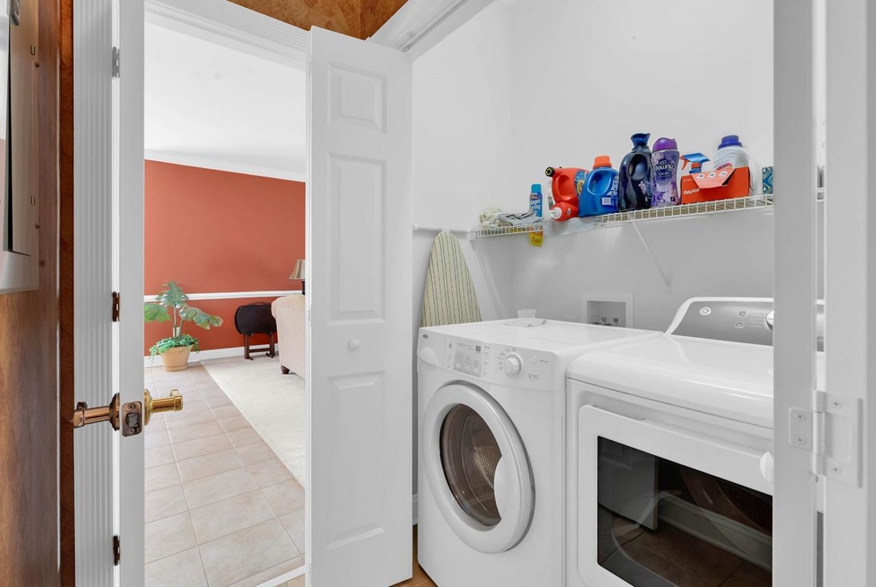 4874 Luster Leaf Circle Photo 24