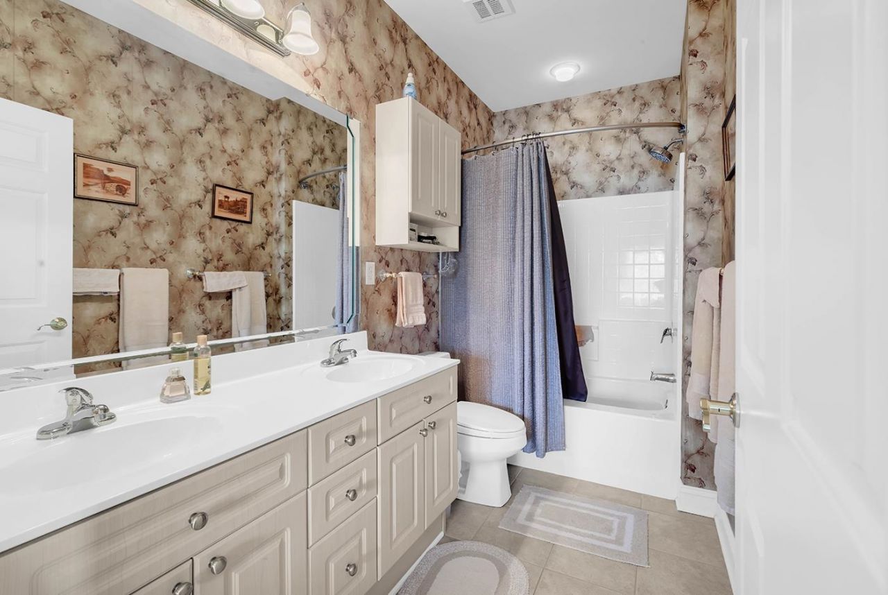 4874 Luster Leaf Circle Photo 28