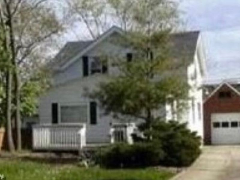 19450 McCracken Road, Maple Heights, OH 44137 Photo 1