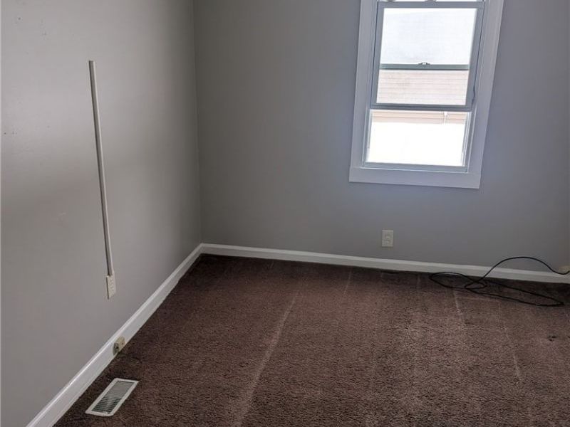 19450 McCracken Road, Maple Heights, OH 44137 Photo 12