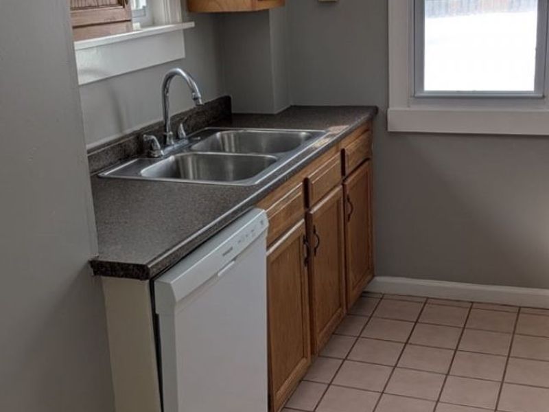 19450 McCracken Road, Maple Heights, OH 44137 Photo 5