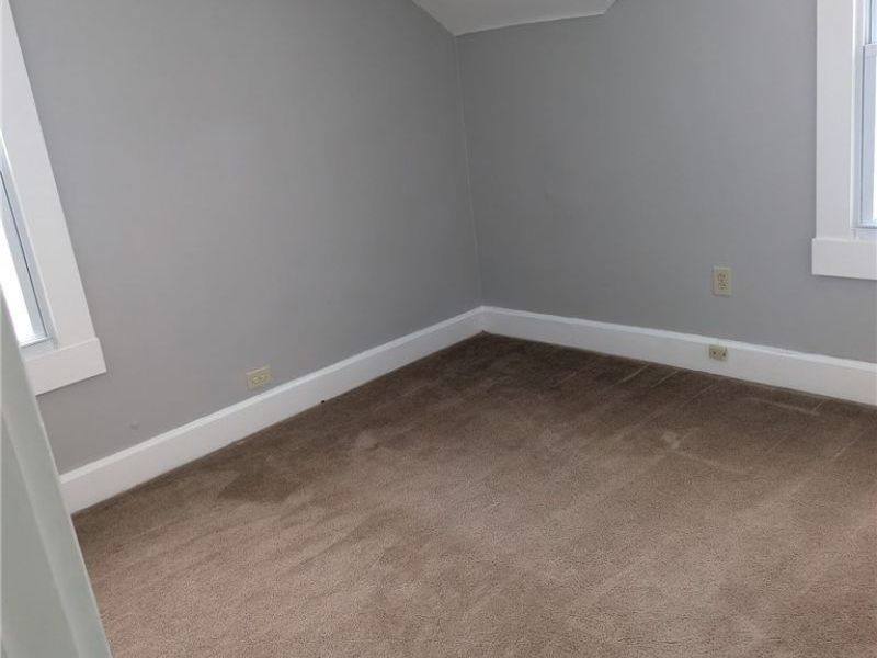 19450 McCracken Road, Maple Heights, OH 44137 Photo 8