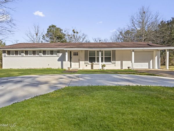 3504 Beachview Drive, Ocean Springs, MS 39564