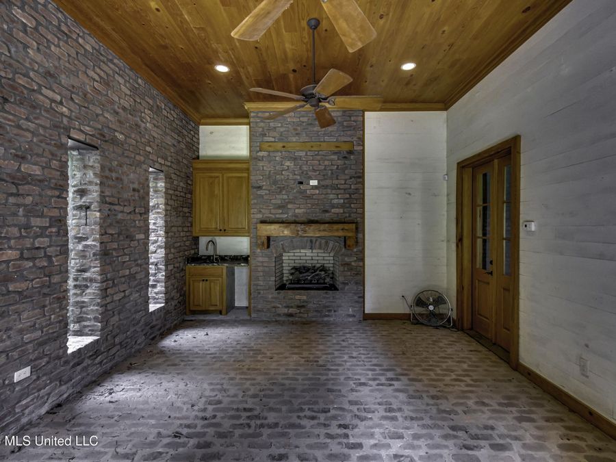 Property Image 75