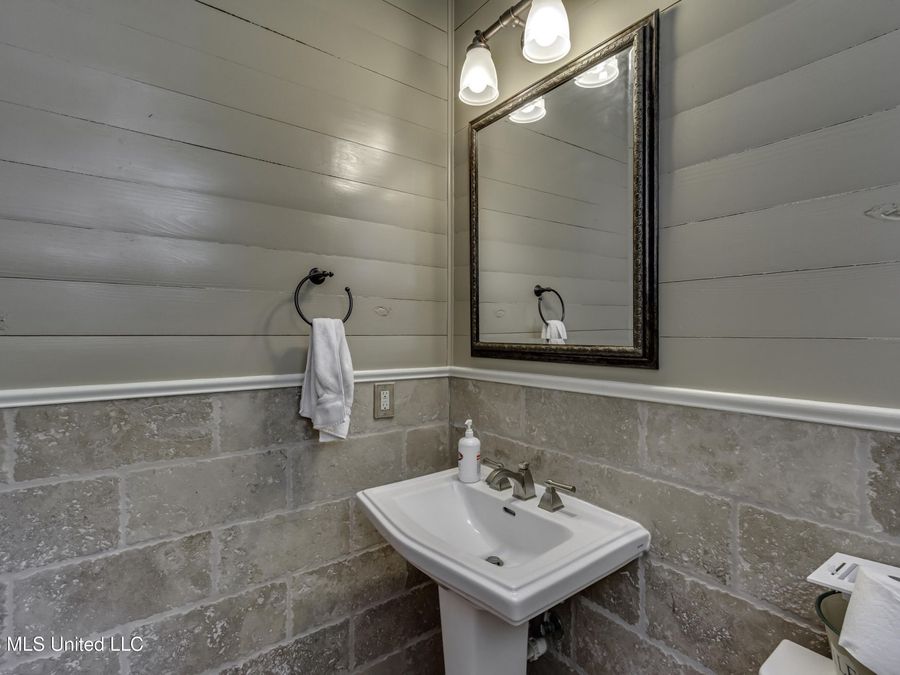 Property Image 89