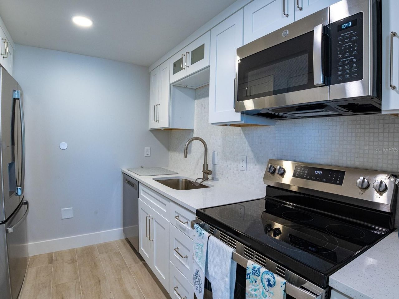 1770 Benjamin Franklin Drive, Unit 206, Sarasota, FL 34236 Photo