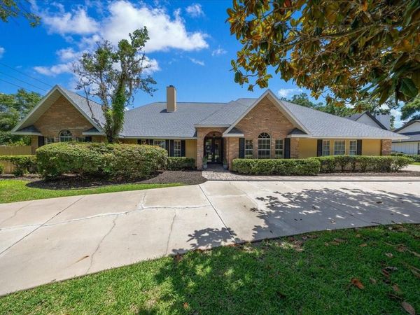 2420 SE 15TH STREET, OCALA, FL 34471