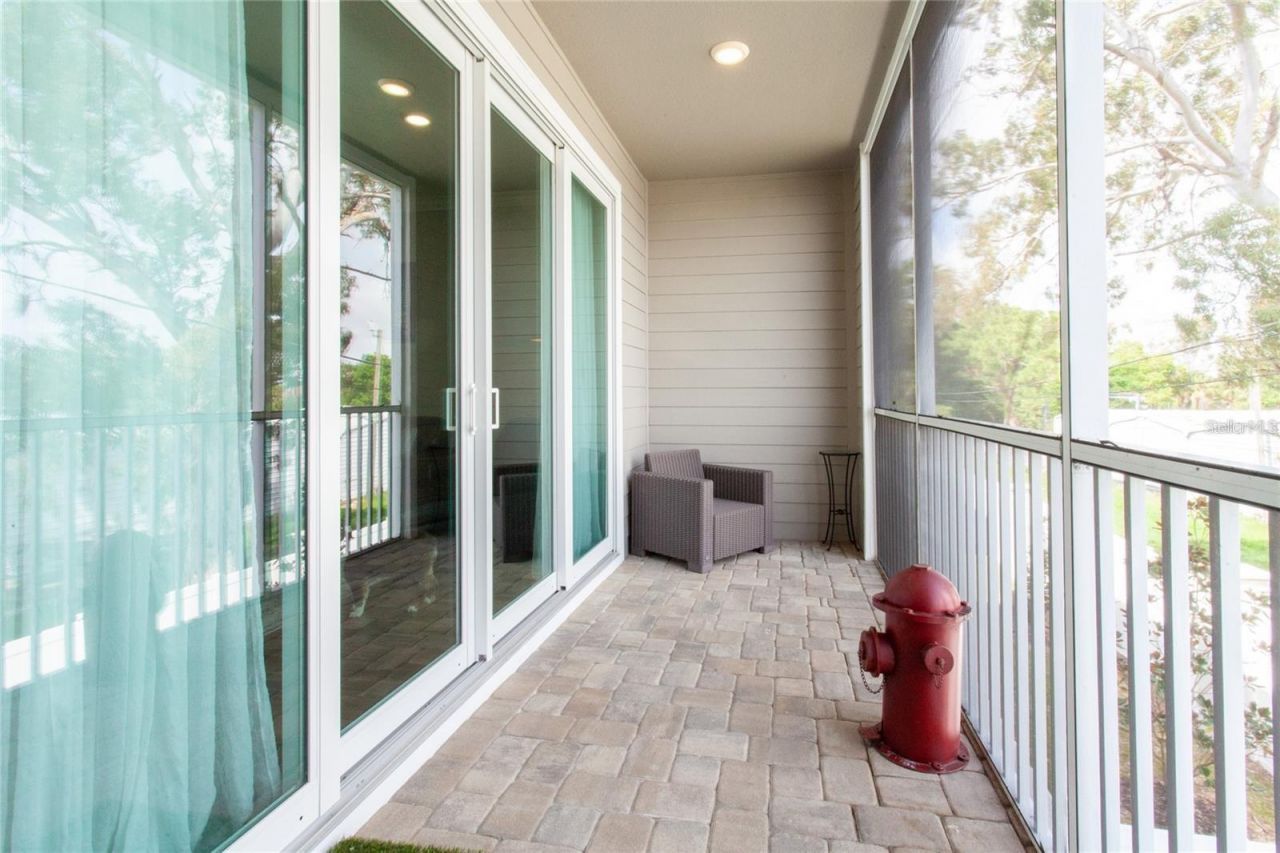 1273 Savona Drive Ne, Saint Petersburg, FL 33702 Photo