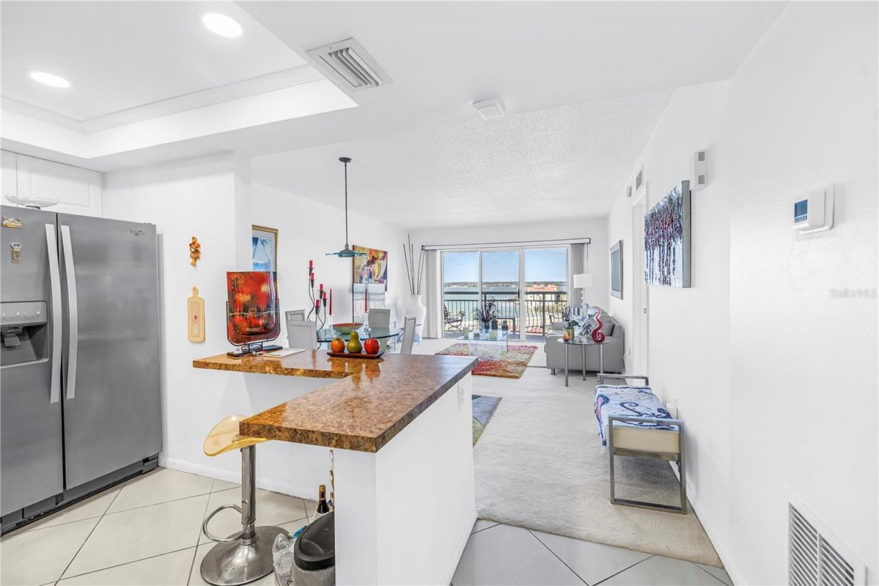 4900 Brittany Drive S, Unit 1209, Saint Petersburg, FL 33715 Photo