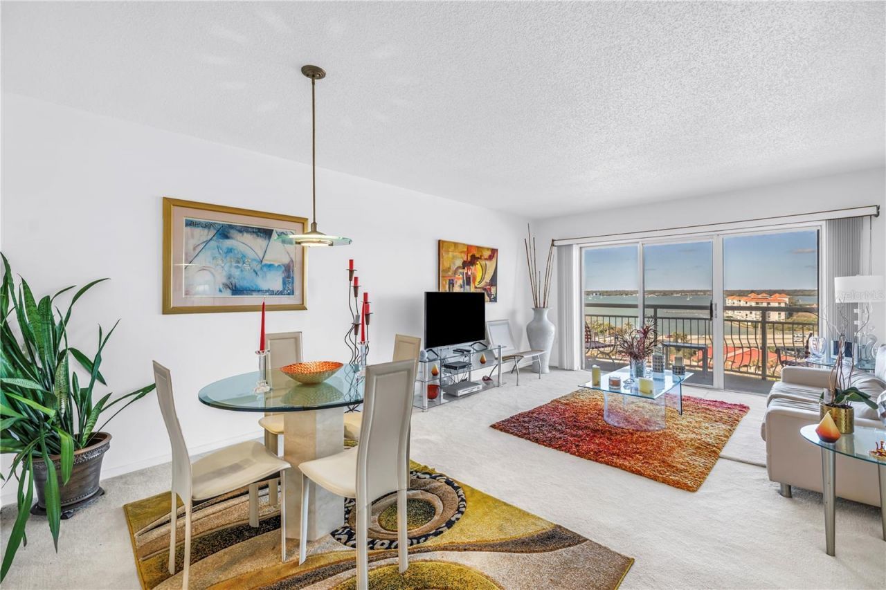 4900 Brittany Drive S, Unit 1209, Saint Petersburg, FL 33715 Photo