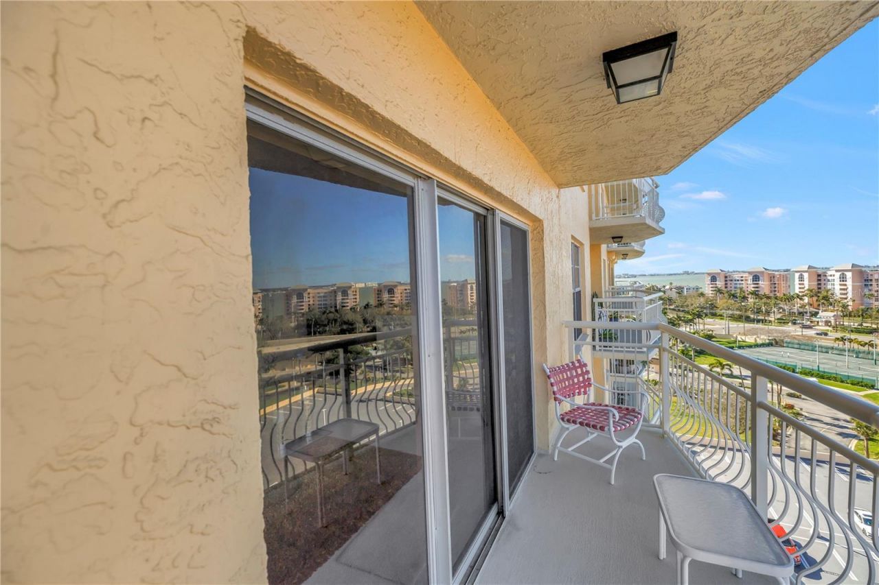 4900 Brittany Drive S, Unit 1209, Saint Petersburg, FL 33715 Photo