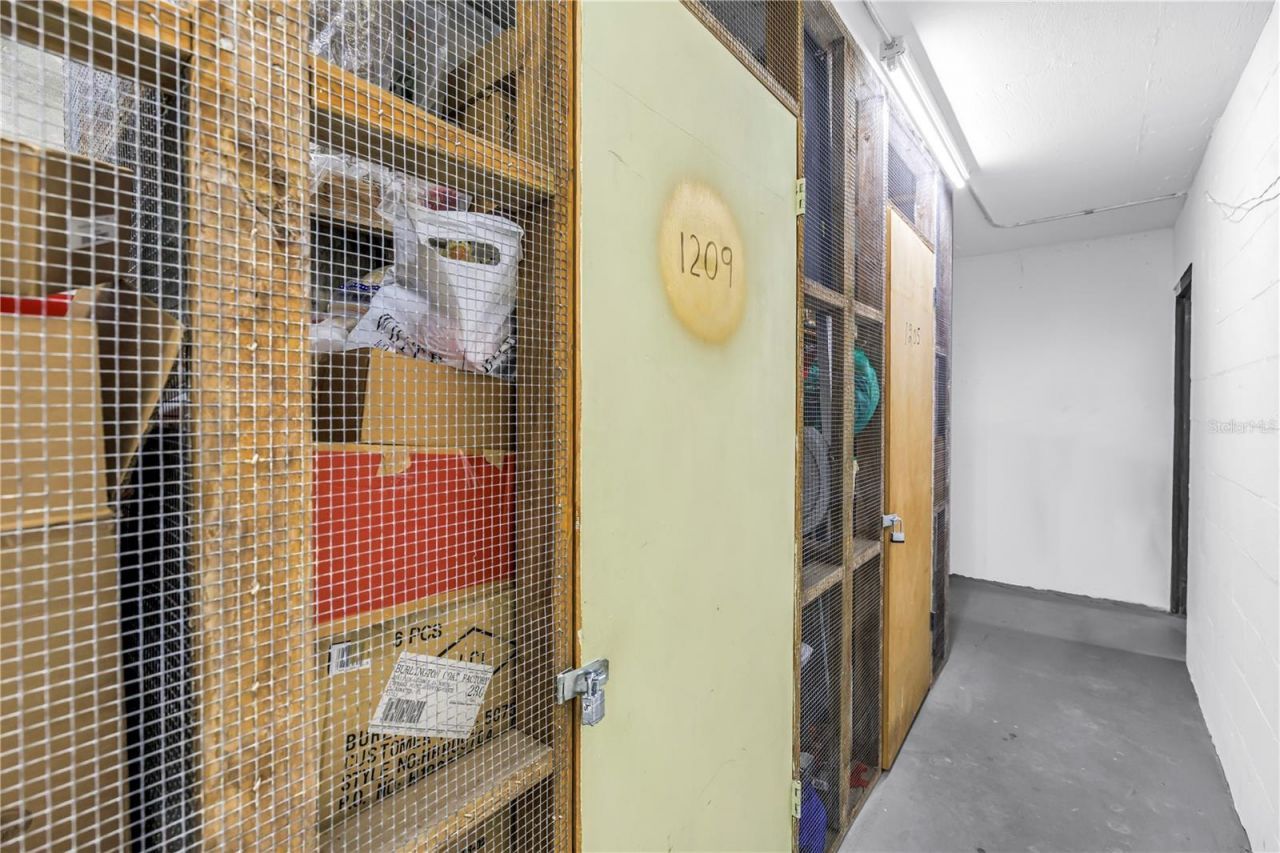 4900 Brittany Drive S, Unit 1209, Saint Petersburg, FL 33715 Photo